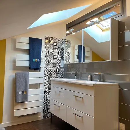 Typical Toulouse House Completely Renovated Launaguet