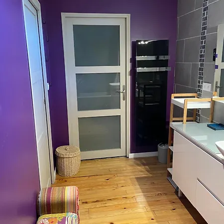 Casa de Férias Typical Toulouse House Completely Renovated Launaguet